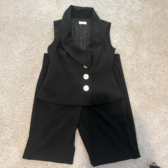 Meshki Vest & Pant Set - Picture 2 of 6